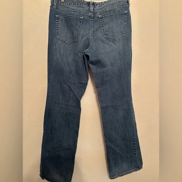 Mossimo premium denim bootcut 8 - Picture 2 of 6